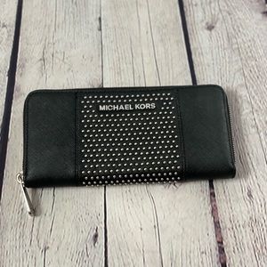 Michael Kors Continental Wallet